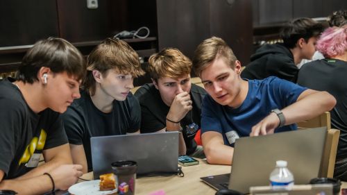 Samsung Innovation Sprint v Brně: 15 týmů hledalo inovativní řešení v oblasti Sport & Tech